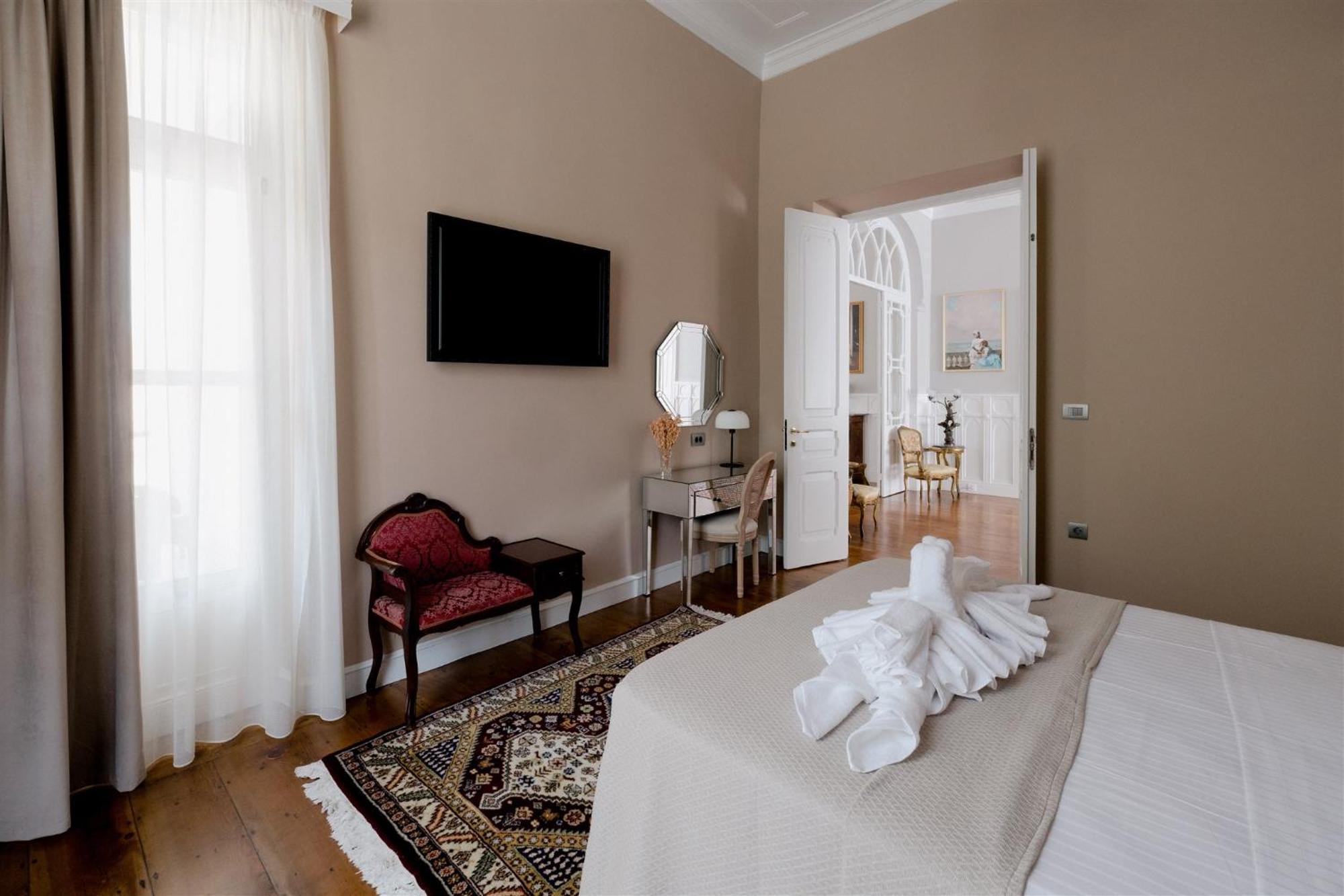 Victoria Mansion A Luxurious Neoclassical Experience Родос Экстерьер фото